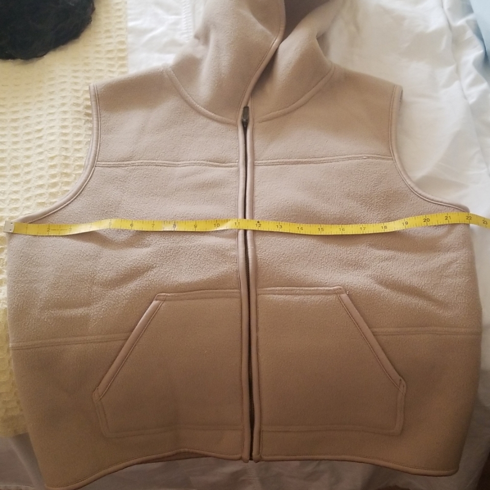 B.C. Clothing Hoodie Vest Warm Zippered Jacket. Size L - Picture 8 of 8